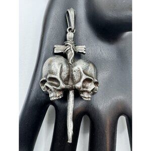 Alchemy Gothic Final Rest Pendant  Goth 2007 Skull Cross Pewter DISCONTINUED